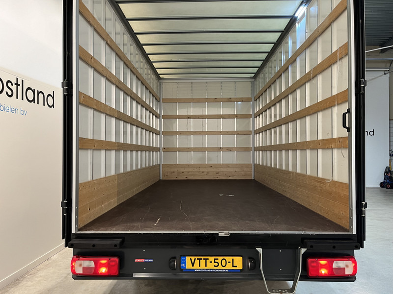 Volkswagen Crafter 35 2.0 TDI 140 pk Bakwagen 2.41 Mtr. H / Meubelbak / Euro 6 / Airco / Cruise Control / CarPlay / 23.400 KM !! - 厢式货车:图5 Volkswagen Crafter 35 2.0 TDI 140 pk Bakwagen 2.41 Mtr. H / Meubelbak / Euro 6 / Airco / Cruise Control / CarPlay / 23.400 KM !! - 厢式货车:图5