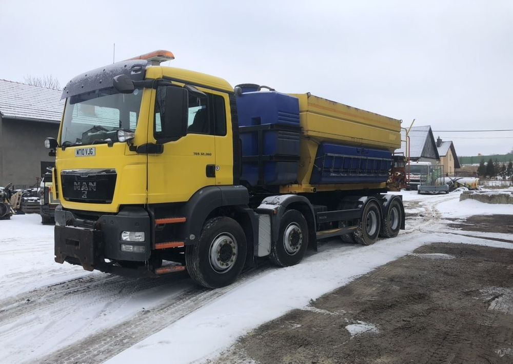 MAN TGS 32.360 8x4 piaskarka solarka schmidt euro5 pług - 市政/ 专用车辆, 卡车:图3 MAN TGS 32.360 8x4 piaskarka solarka schmidt euro5 pług - 市政/ 专用车辆, 卡车:图3
