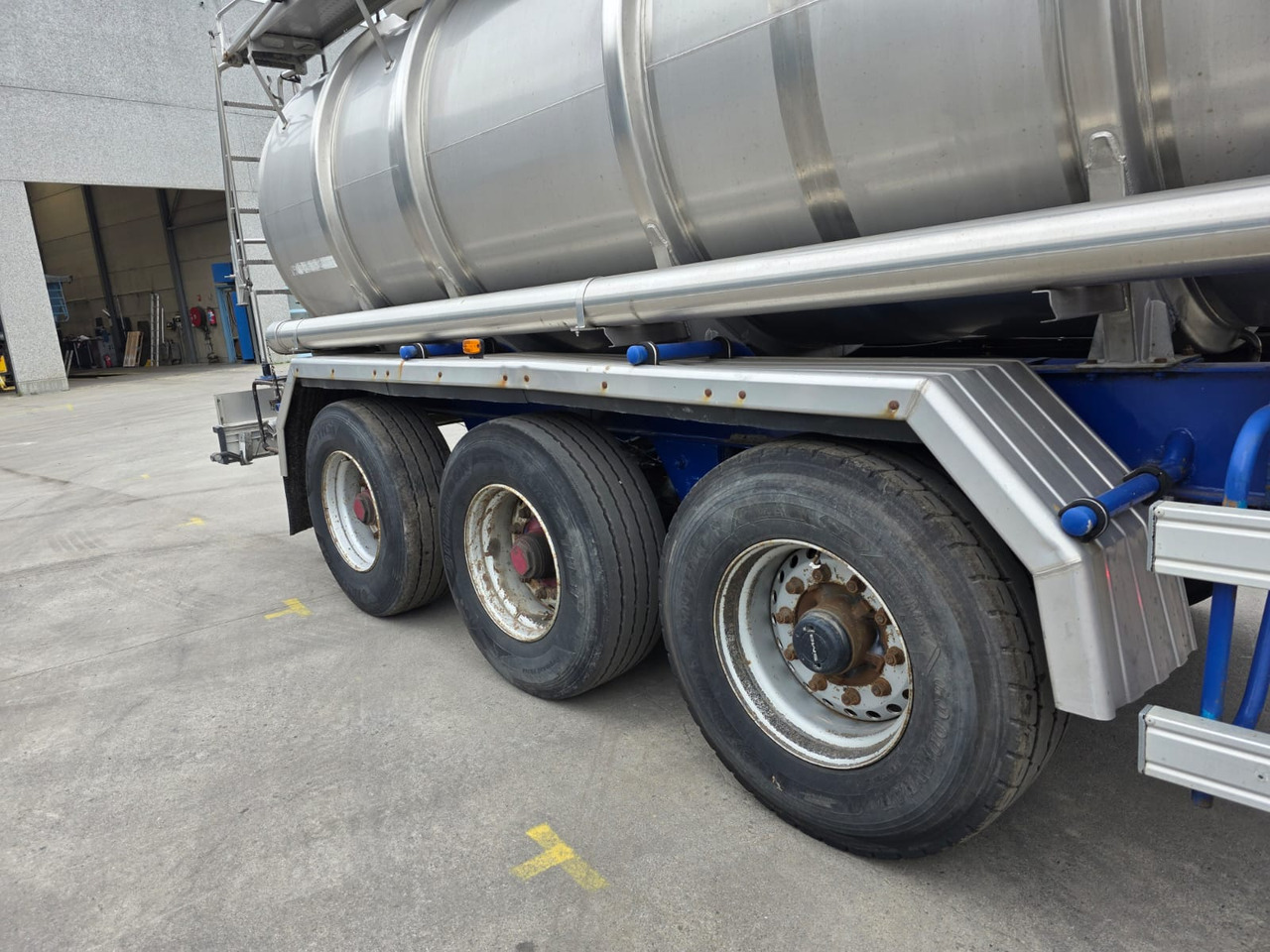 MAGYAR  - 液罐半拖车:图3 MAGYAR  - 液罐半拖车:图3