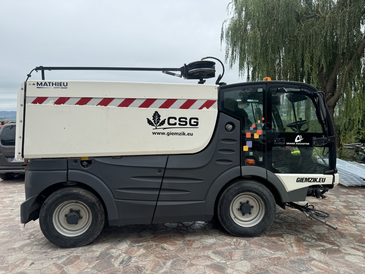 MATHIEU Grand Aquadyne 4000 water truck sprayer HP washer - 道路清扫机:图3 MATHIEU Grand Aquadyne 4000 water truck sprayer HP washer - 道路清扫机:图3