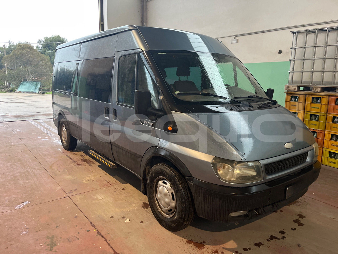 Ford Transit - 小型巴士, 小型客车:图1 Ford Transit - 小型巴士, 小型客车:图1