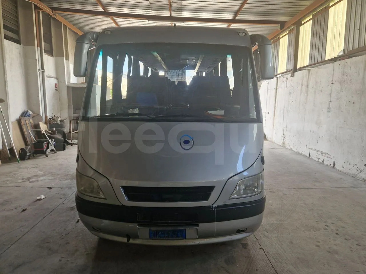 Iveco 65C15/70 - 长途客车:图1 Iveco 65C15/70 - 长途客车:图1