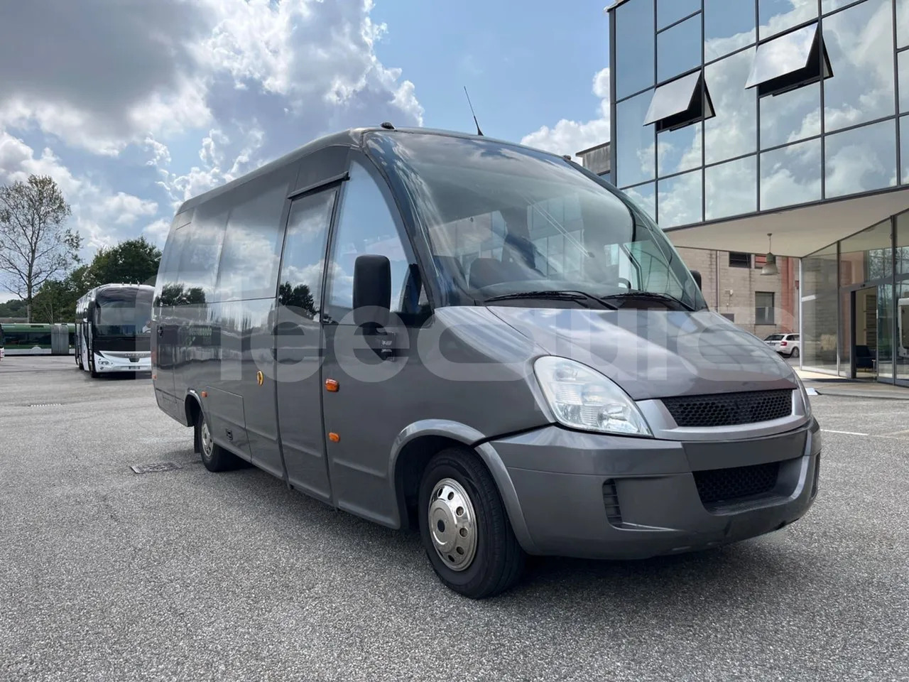 Iveco Daily - 长途客车:图1 Iveco Daily - 长途客车:图1