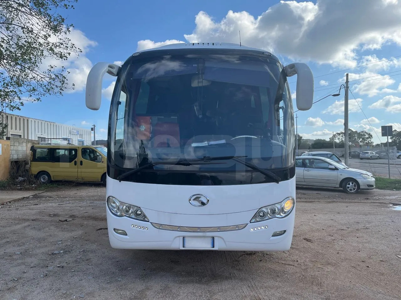 King Long XMQ6996 - 长途客车:图2 King Long XMQ6996 - 长途客车:图2