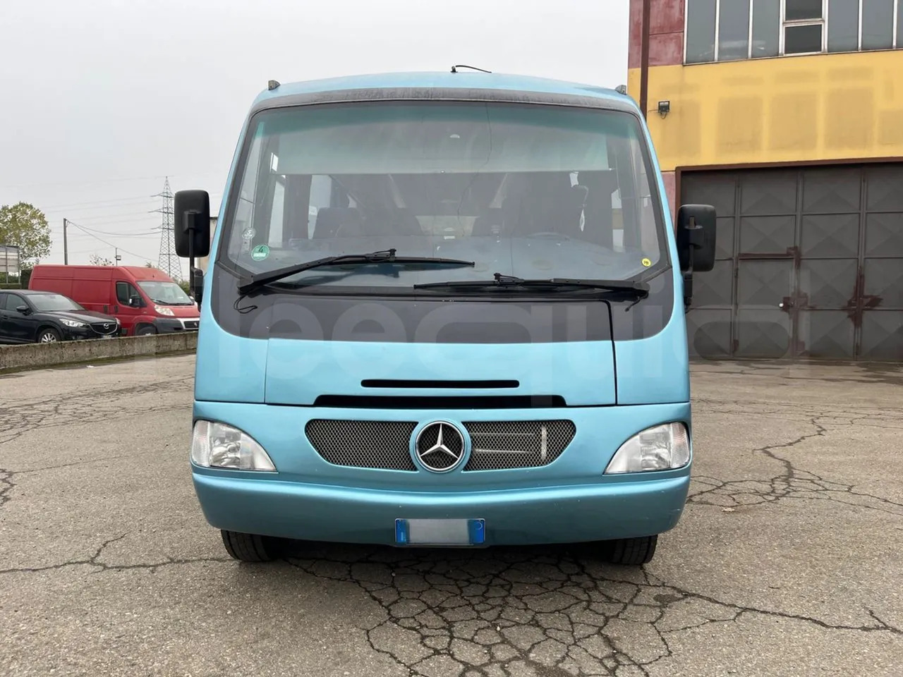 Mercedes-Benz Beluga - 长途客车:图2 Mercedes-Benz Beluga - 长途客车:图2