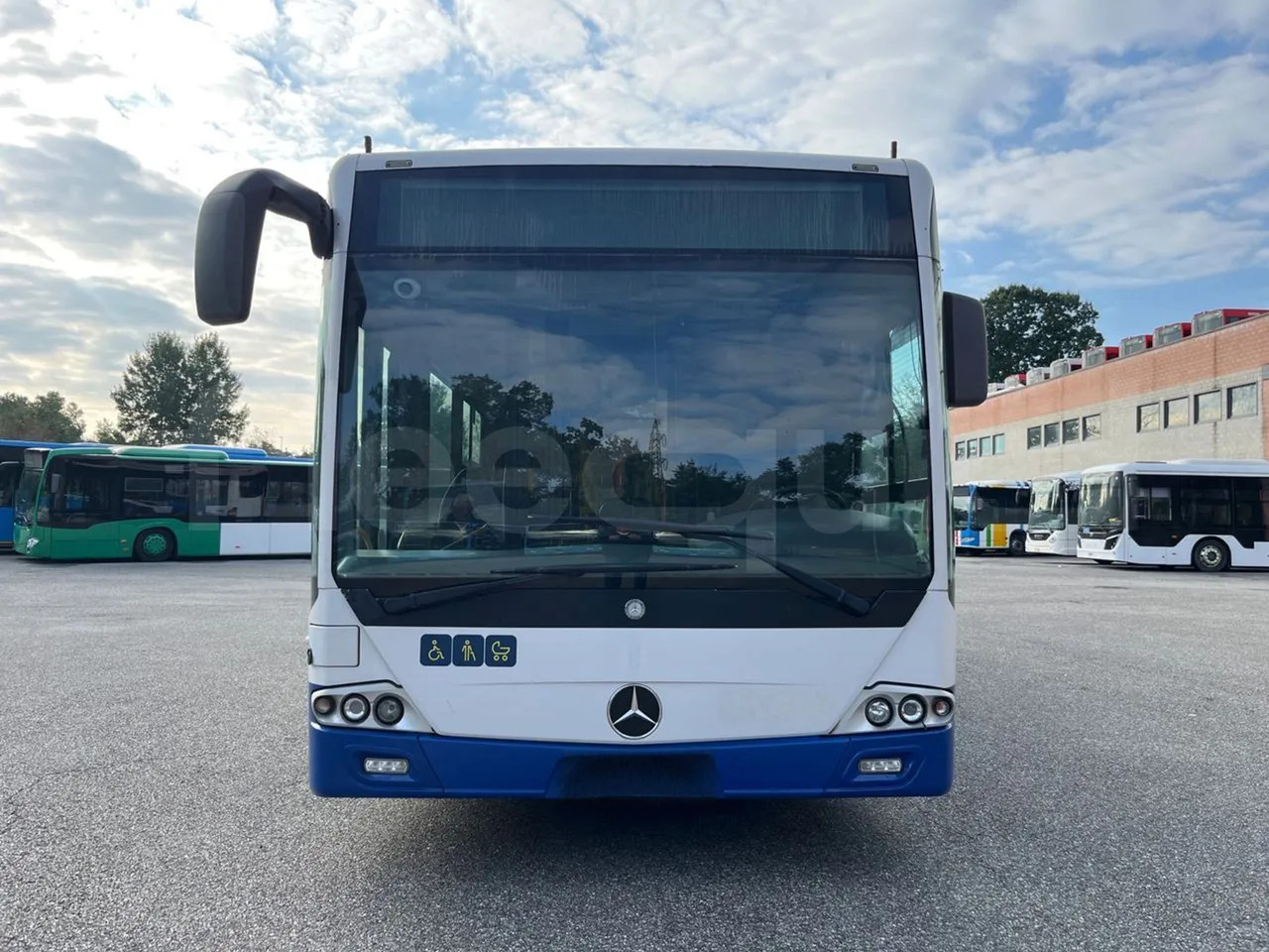 Mercedes-Benz Conecto - 城市巴士:图2 Mercedes-Benz Conecto - 城市巴士:图2