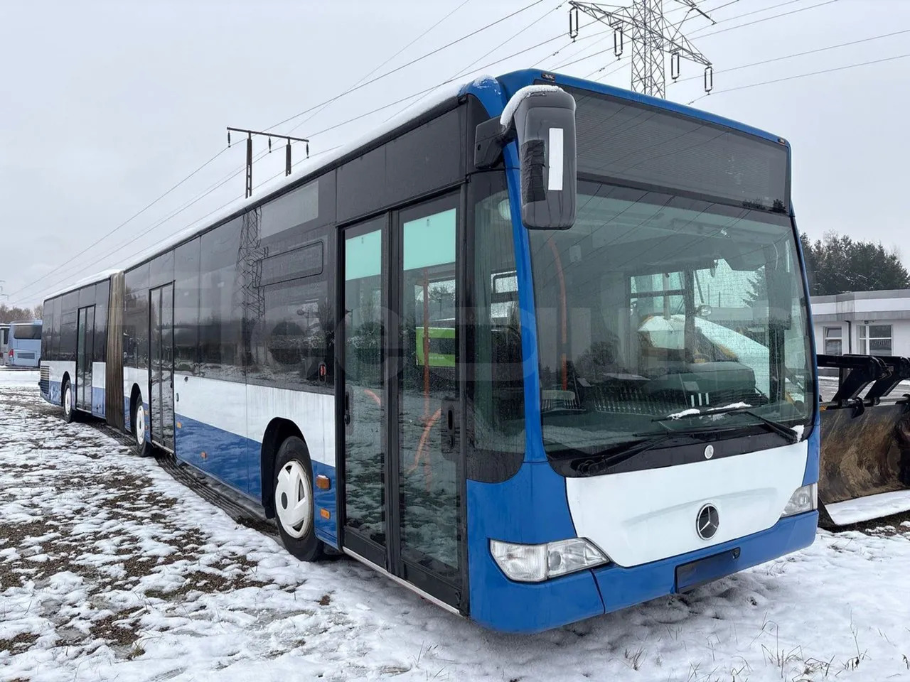 Mercedes-Benz O 530 - 铰接客车:图1 Mercedes-Benz O 530 - 铰接客车:图1