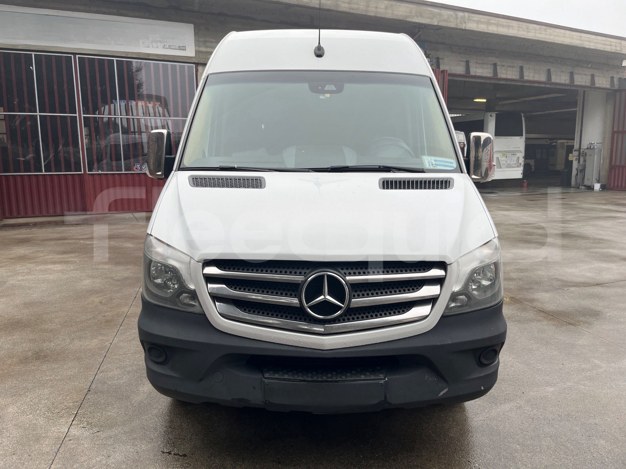 Mercedes-Benz Sprinter - 长途客车:图2 Mercedes-Benz Sprinter - 长途客车:图2