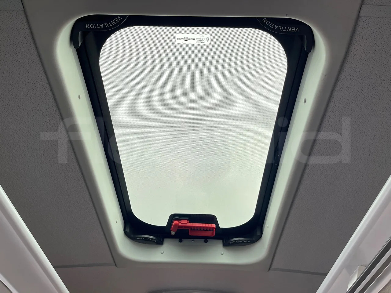 长途客车 Mercedes-Benz Tourismo：图30