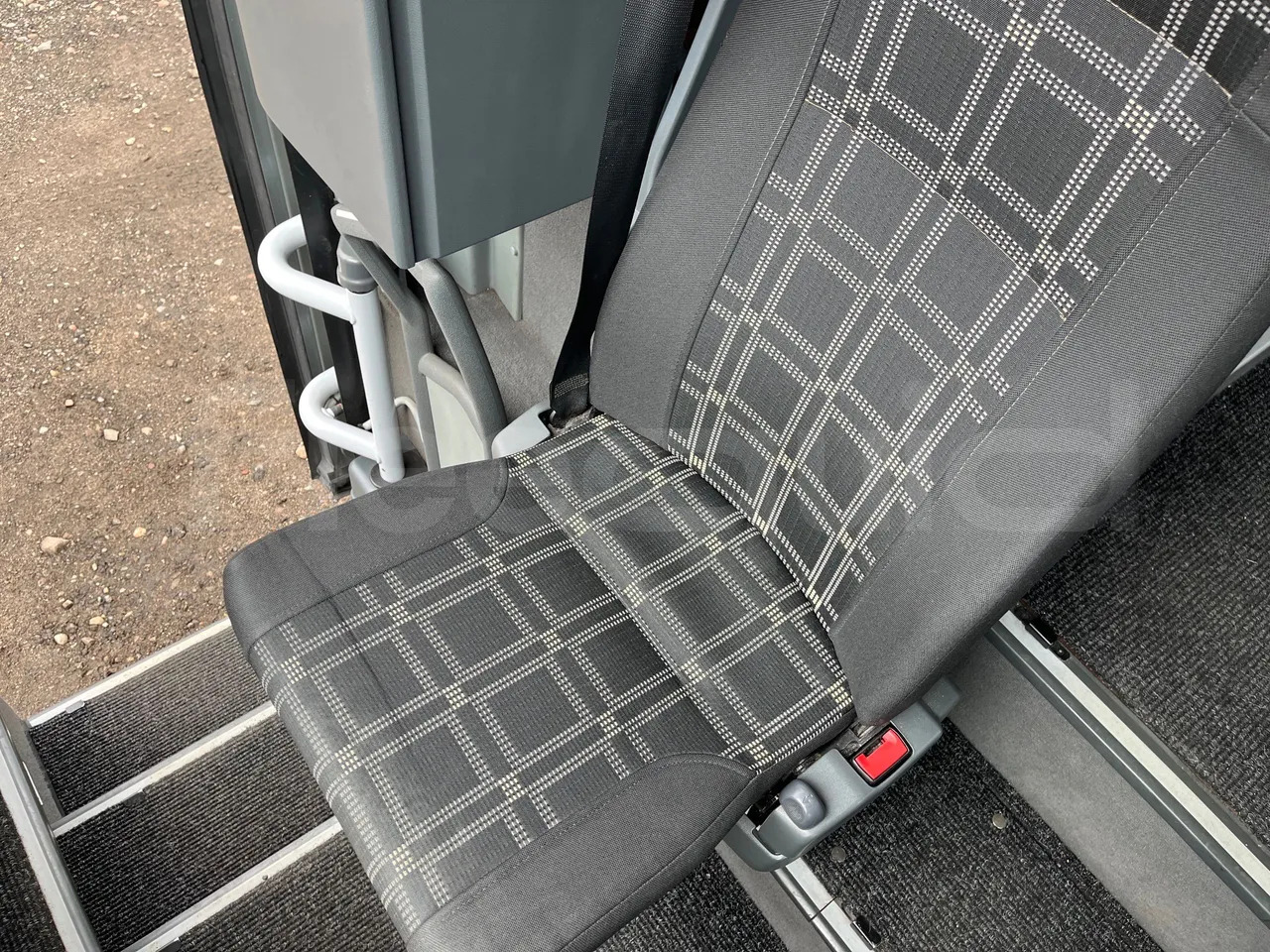 长途客车 Mercedes-Benz Tourismo：图35