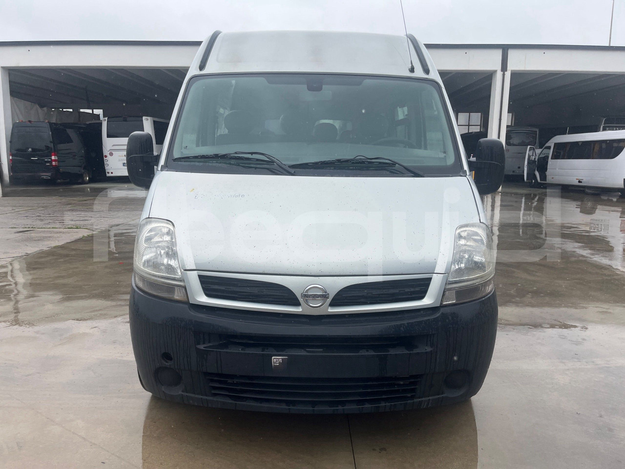Nissan Interstar - 小型巴士, 小型客车:图1 Nissan Interstar - 小型巴士, 小型客车:图1