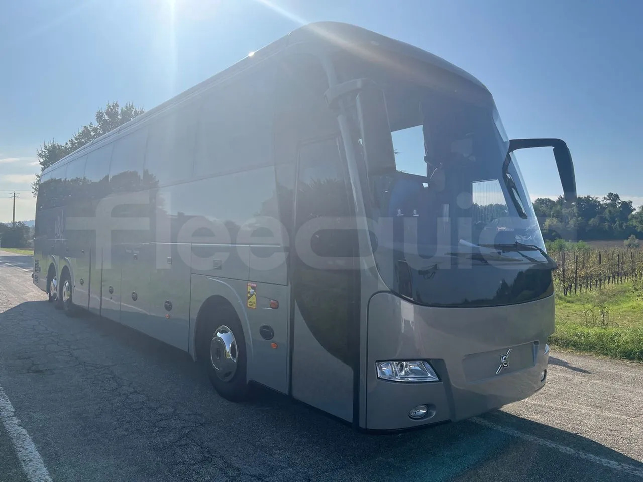 Volvo Barbi Genesis - 长途客车:图1 Volvo Barbi Genesis - 长途客车:图1