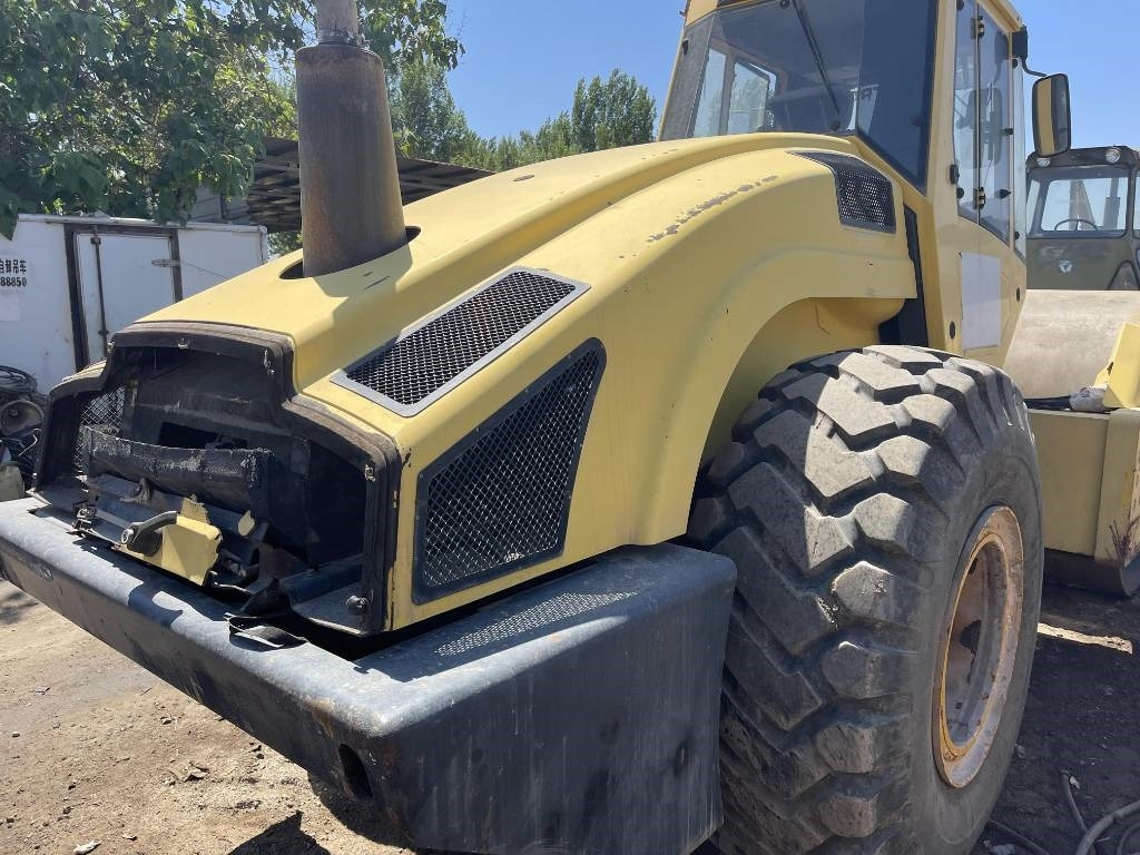 Bomag 226-4 - 压实机:图3 Bomag 226-4 - 压实机:图3