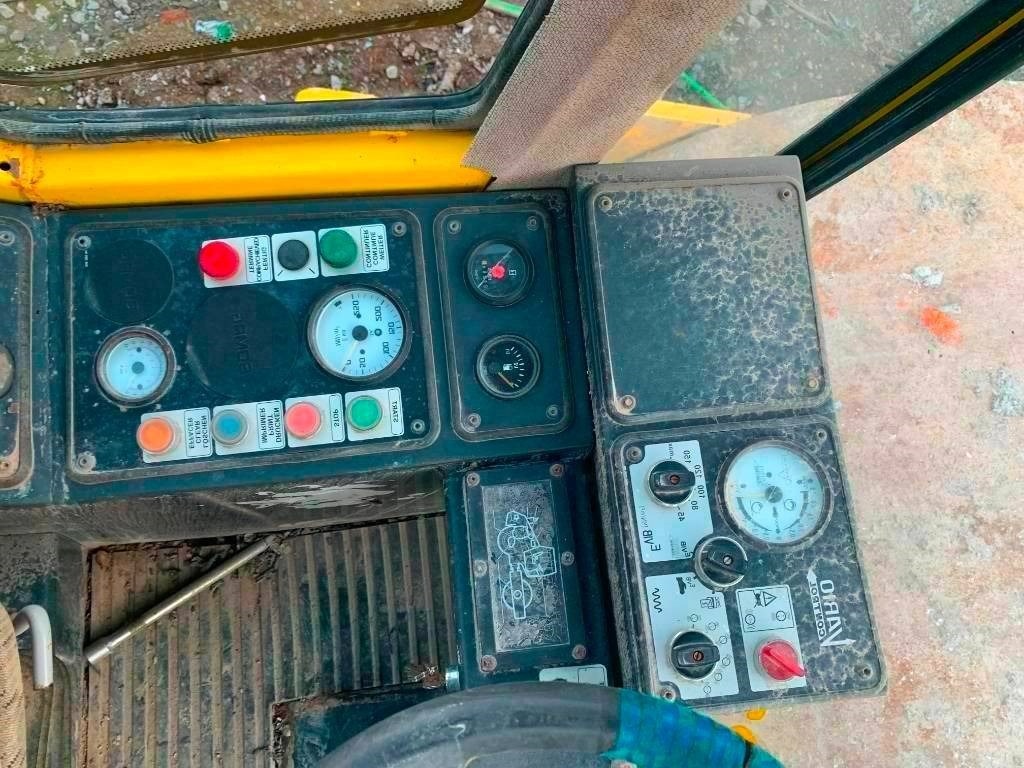 压路机 Bomag BW 225 D-3：图12