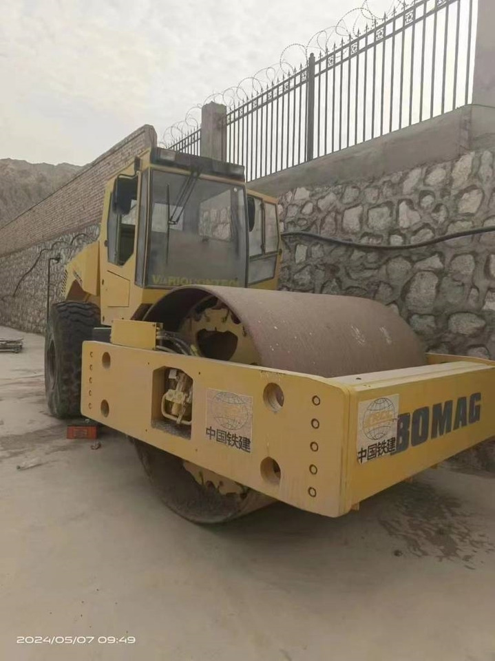 压路机 Bomag bw225d-3：图8