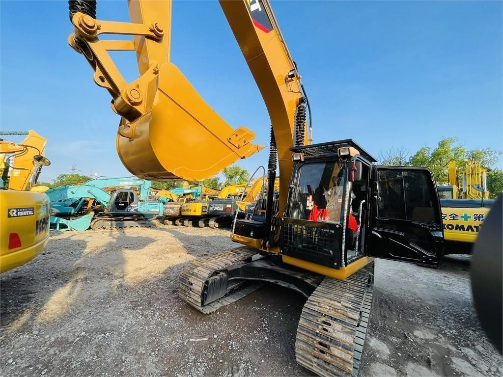 CAT 320D2L  - 履带式挖掘机:图2 CAT 320D2L  - 履带式挖掘机:图2