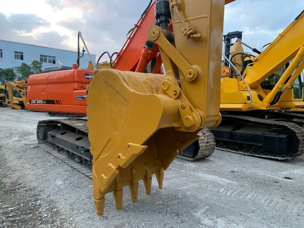 CAT 325 D - 履带式挖掘机:图3 CAT 325 D - 履带式挖掘机:图3