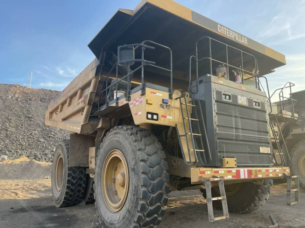 CAT 777e - 未铰接自卸车/ 运石车:图2 CAT 777e - 未铰接自卸车/ 运石车:图2