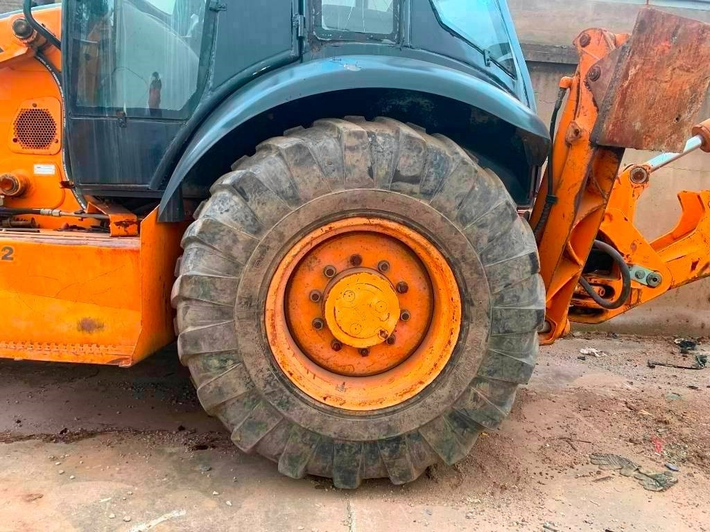 Case 580 M - 反铲装载机:图2 Case 580 M - 反铲装载机:图2