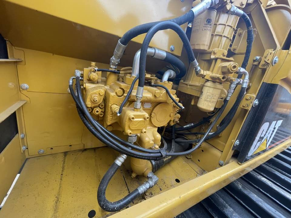 Caterpillar 320CL - 挖掘机:图3 Caterpillar 320CL - 挖掘机:图3