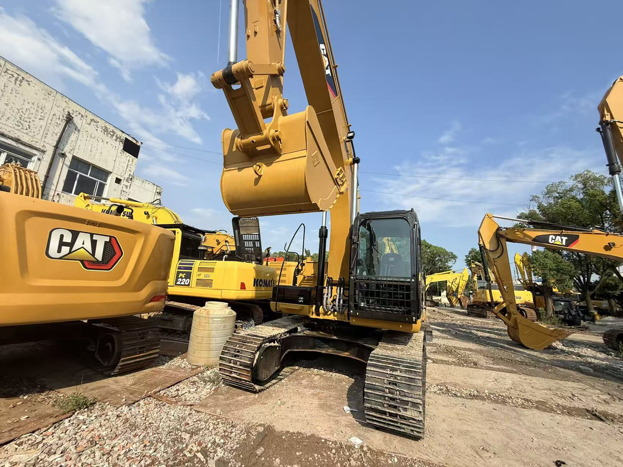 Caterpillar 323 - 挖掘机:图3 Caterpillar 323 - 挖掘机:图3