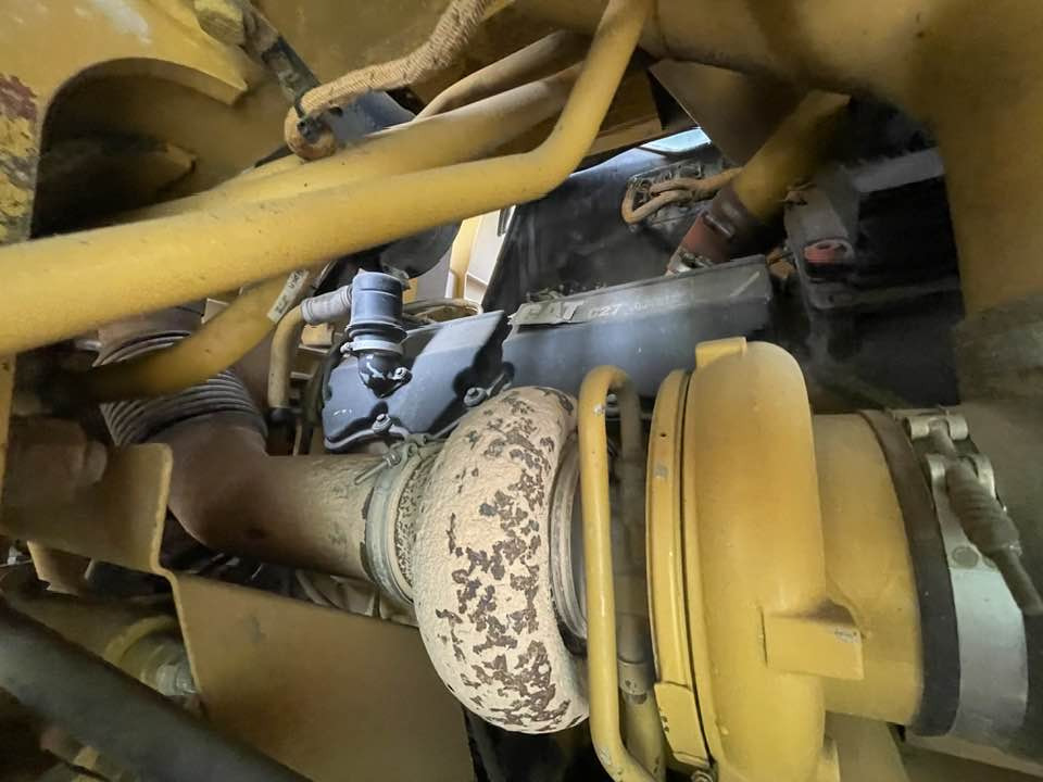 Caterpillar Cat 773f - 未铰接自卸车/ 运石车:图3 Caterpillar Cat 773f - 未铰接自卸车/ 运石车:图3