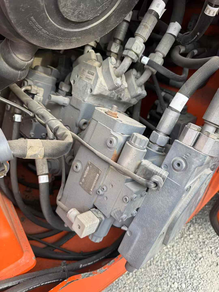 HAMM HD128 - 压路机:图3 HAMM HD128 - 压路机:图3