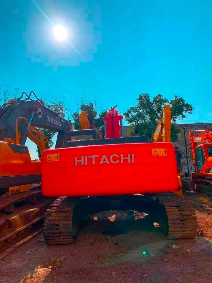 Hitachi Zaxis 240 - 履带式挖掘机:图2 Hitachi Zaxis 240 - 履带式挖掘机:图2