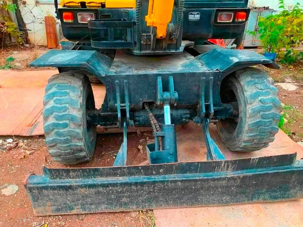 Hyundai Robex 60 W-7 - 轮式挖掘机:图4 Hyundai Robex 60 W-7 - 轮式挖掘机:图4