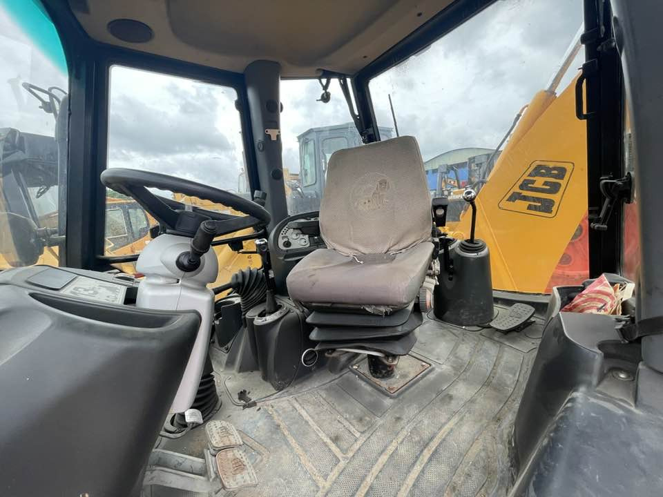 JCB 3Cx - 反铲装载机:图2 JCB 3Cx - 反铲装载机:图2