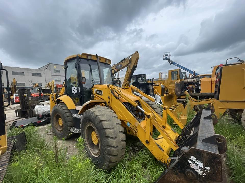 JCB 4CX - 反铲装载机:图1 JCB 4CX - 反铲装载机:图1