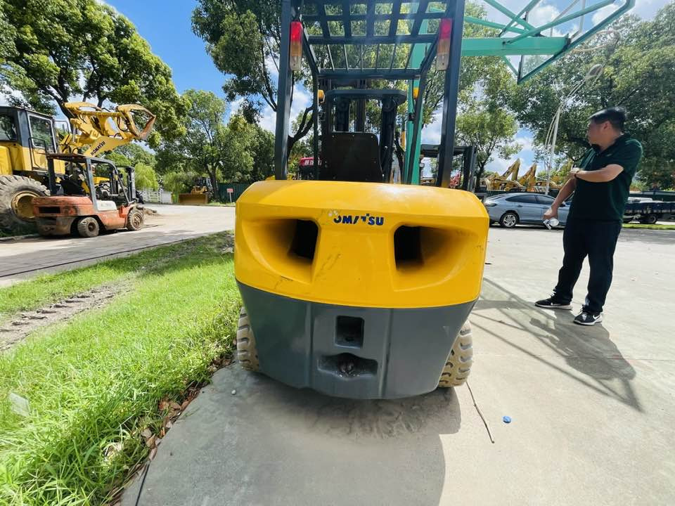 Komatsu 30 series - 液化石油气叉车:图3 Komatsu 30 series - 液化石油气叉车:图3