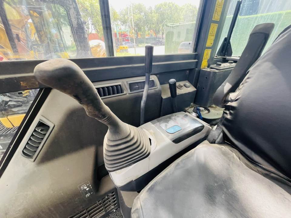 挖掘机 Komatsu PC55MR：图6