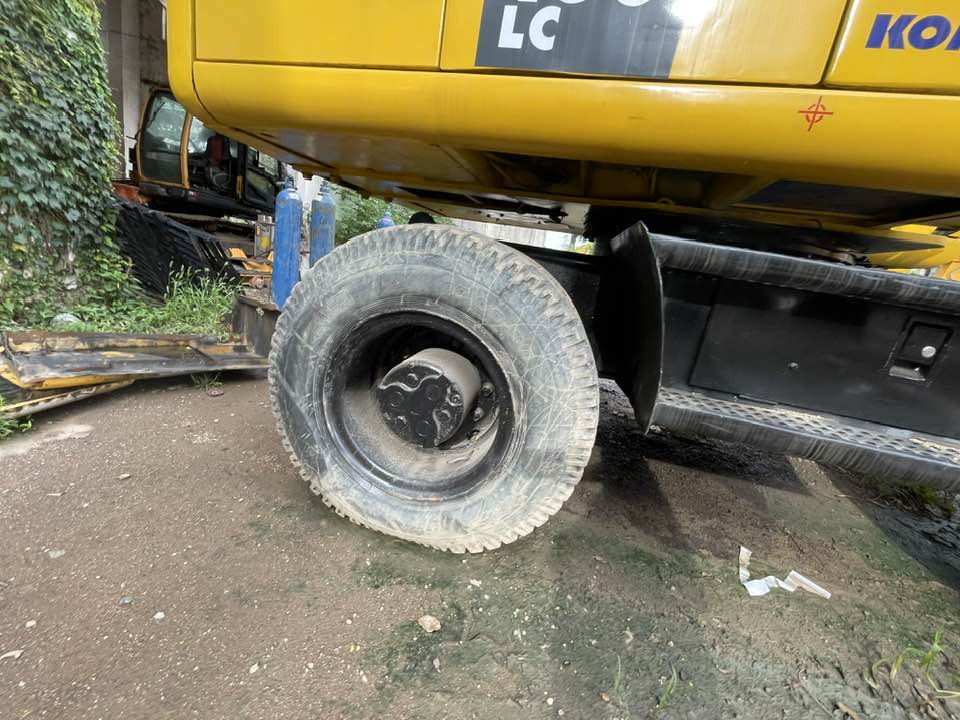 Komatsu PW160 - 轮式挖掘机:图5 Komatsu PW160 - 轮式挖掘机:图5