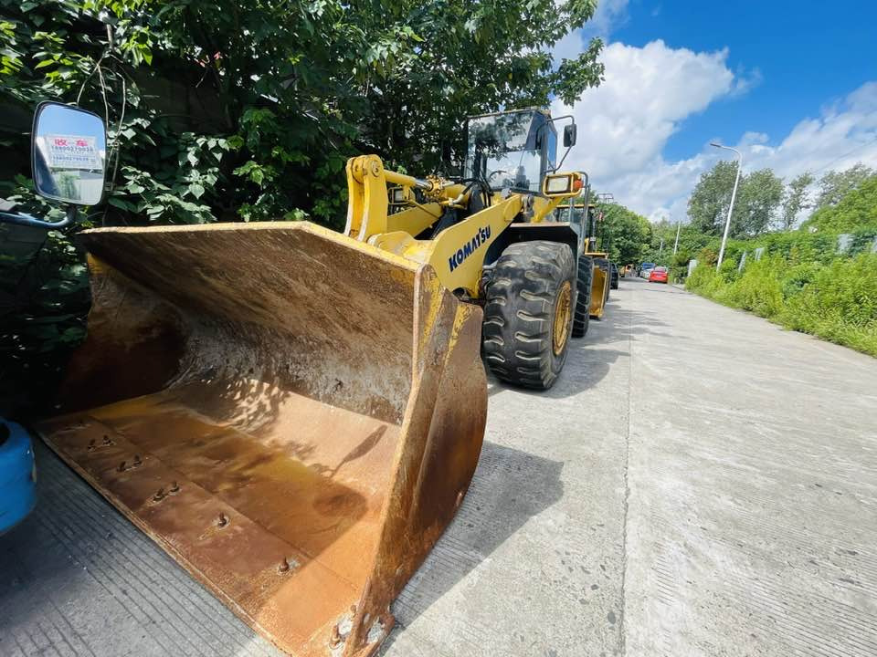Komatsu WA380 - 轮式装载机:图4 Komatsu WA380 - 轮式装载机:图4