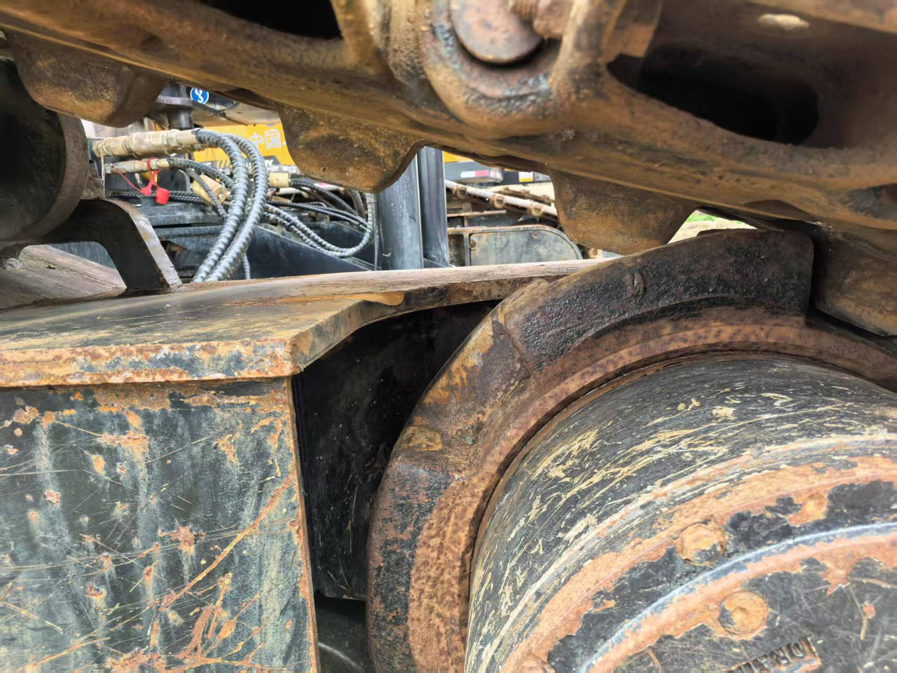 SANY SCC1000A-6 - 履带式起重机:图4 SANY SCC1000A-6 - 履带式起重机:图4