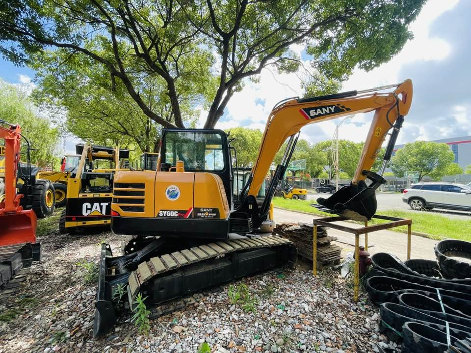 SANY SY60C - 小型挖掘机:图1 SANY SY60C - 小型挖掘机:图1