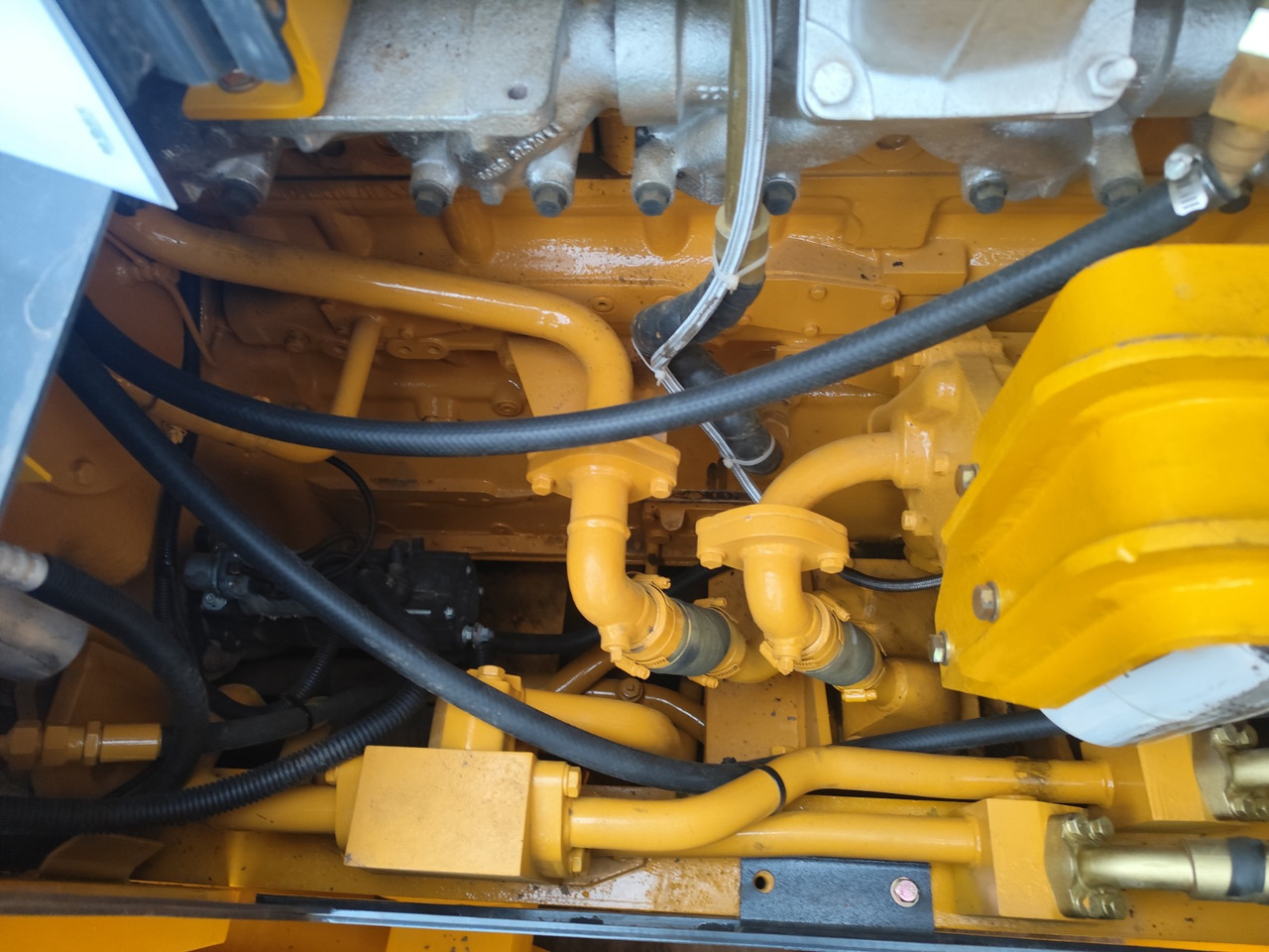 SHANTUI SD32 - 推土机:图5 SHANTUI SD32 - 推土机:图5