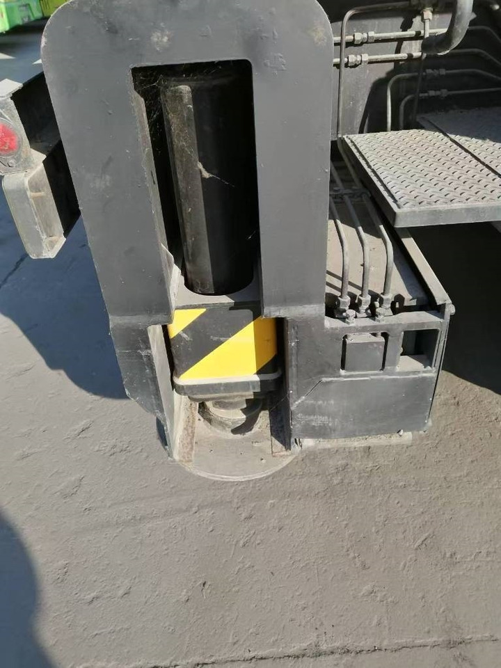 移动式起重机 Tadano TL 300 E:图15 移动式起重机 Tadano TL 300 E:图15