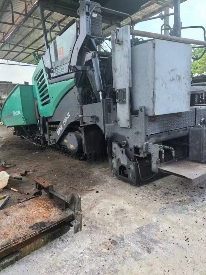 Vögele Super 2100-3 - 沥青铺路机:图1 Vögele Super 2100-3 - 沥青铺路机:图1