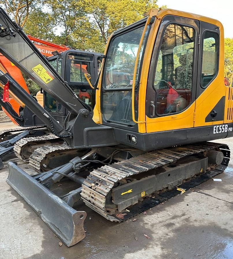Volvo EC 55 B Pro - 小型挖掘机:图1 Volvo EC 55 B Pro - 小型挖掘机:图1