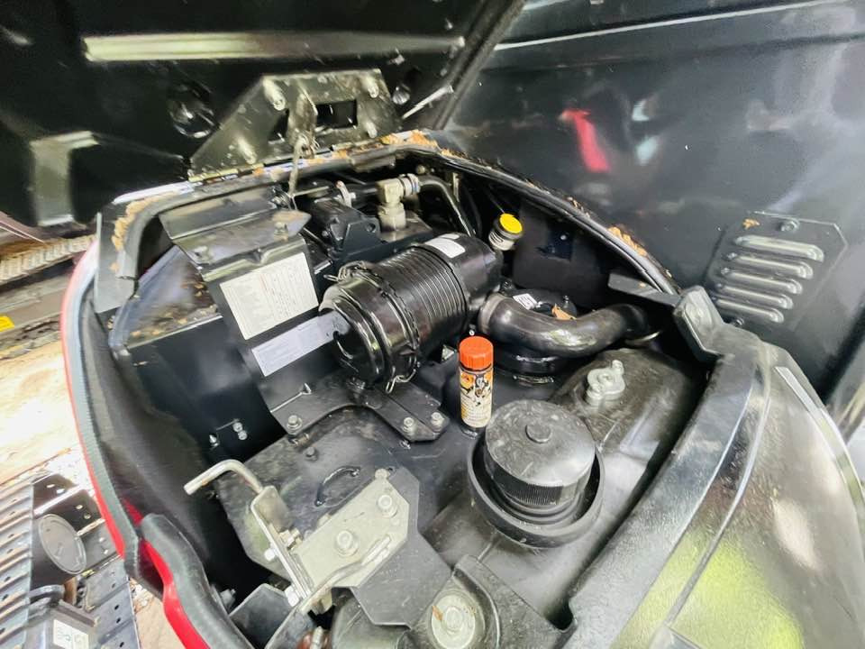 Yanmar ViO55 - 小型挖掘机:图5 Yanmar ViO55 - 小型挖掘机:图5