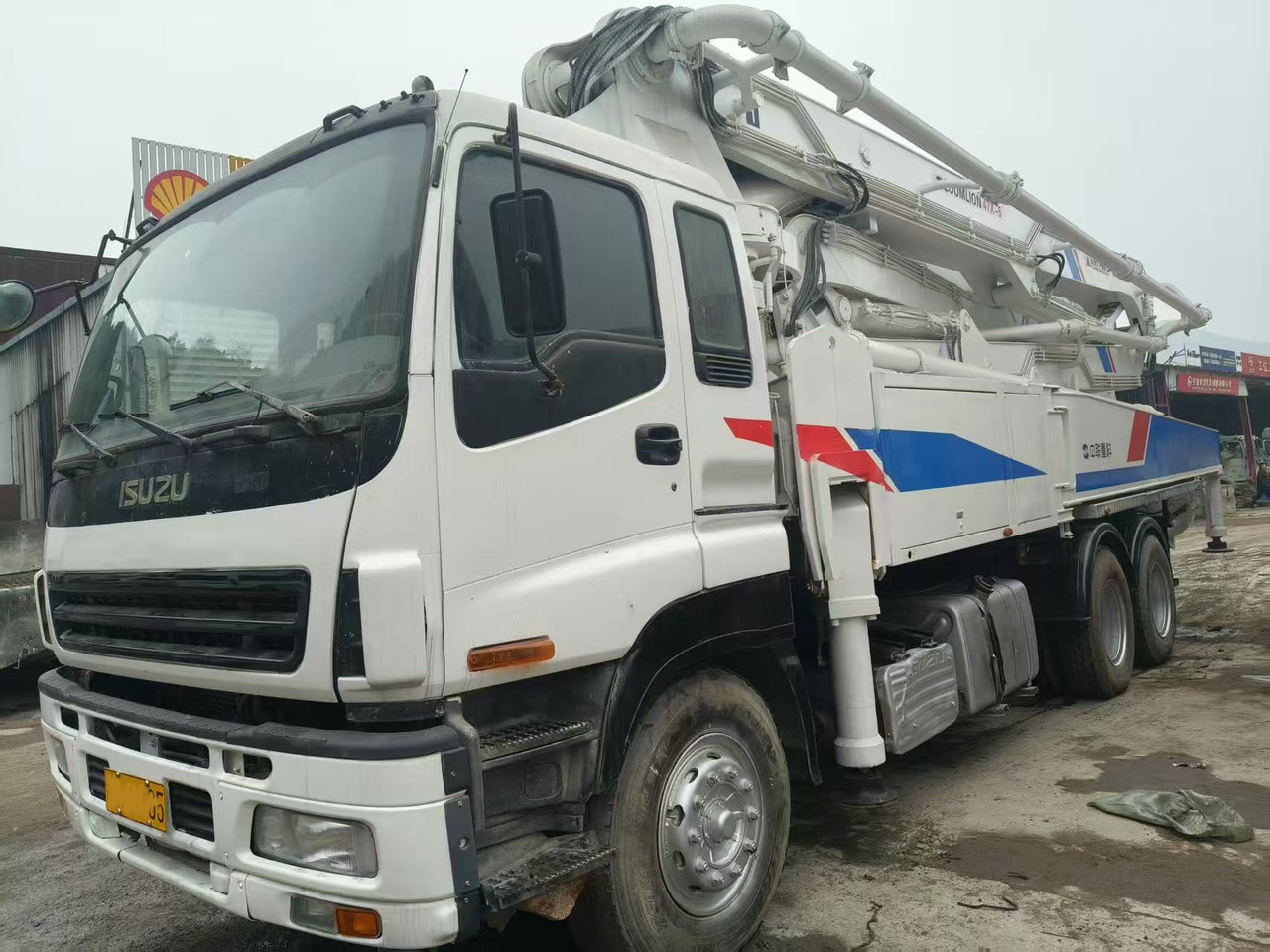 ZOOMLION ZLJ5335THB - 混凝土泵车:图1 ZOOMLION ZLJ5335THB - 混凝土泵车:图1