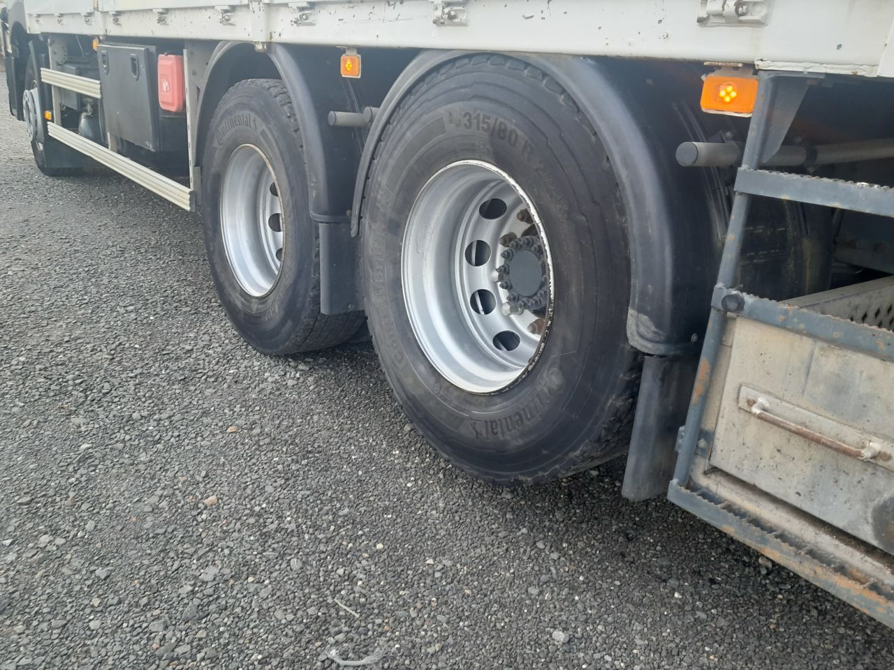 栏板式/ 平板卡车, 起重车 Renault C380 6x2 DTI11 6x2 Standard platform Truck：图6