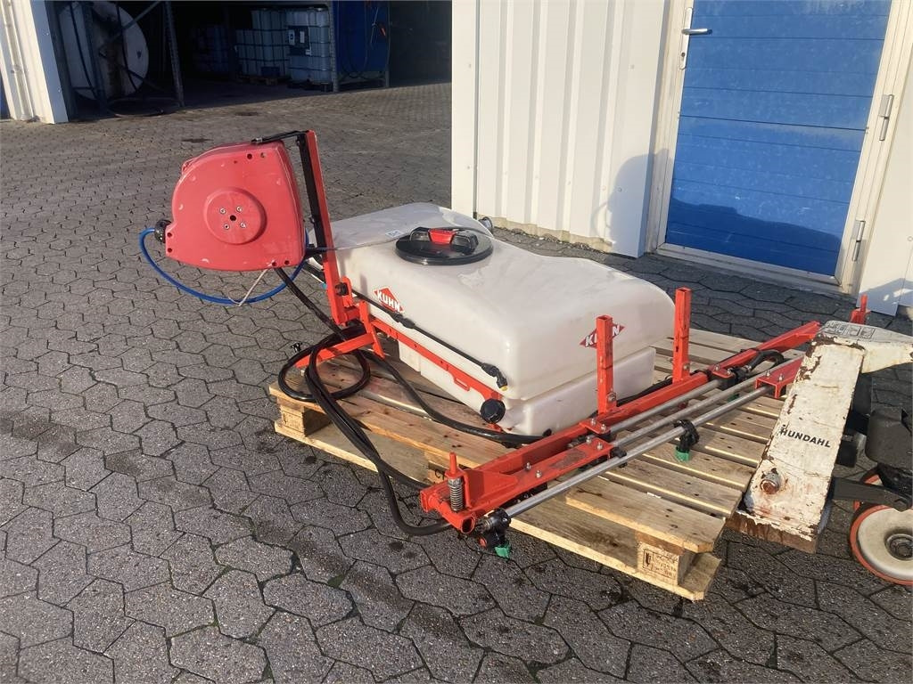 Kuhn EVOLIS Q80 - 拖拉机悬挂式喷雾机:图3 Kuhn EVOLIS Q80 - 拖拉机悬挂式喷雾机:图3