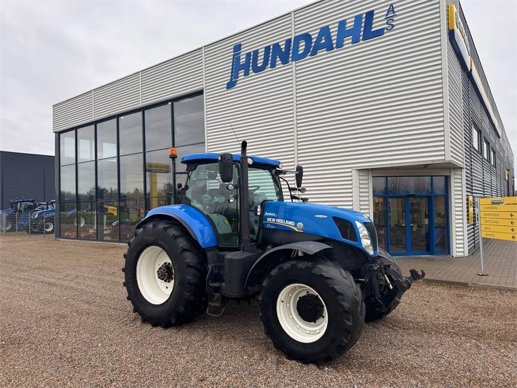 New Holland T7.220 AC  - 拖拉机:图1 New Holland T7.220 AC  - 拖拉机:图1