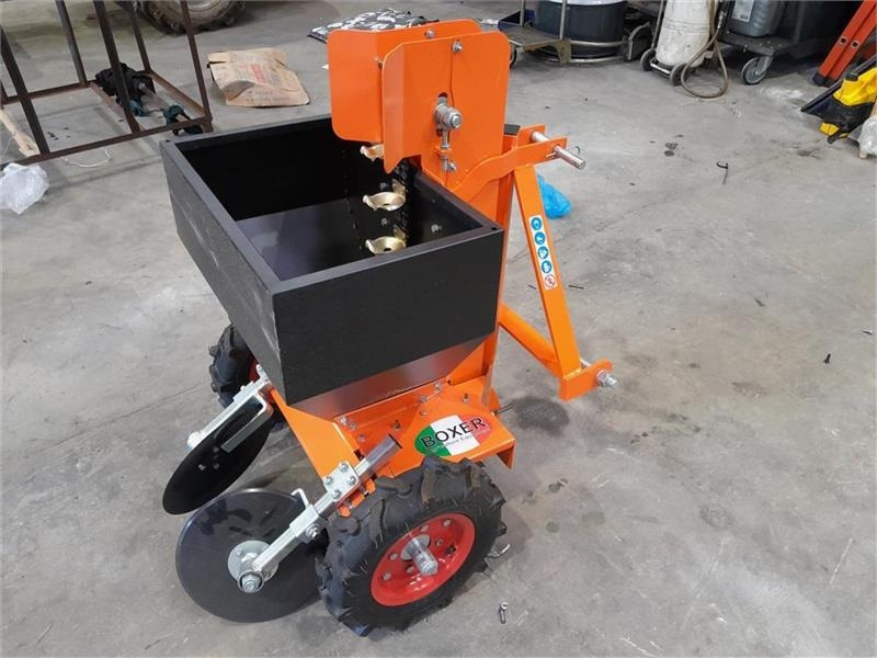 - - - Boxer AGRI - 马铃薯种植机:图3 - - - Boxer AGRI - 马铃薯种植机:图3