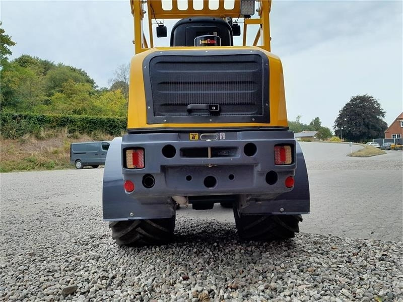 Eurotrac W12 F XL - 紧凑型装载机:图5 Eurotrac W12 F XL - 紧凑型装载机:图5