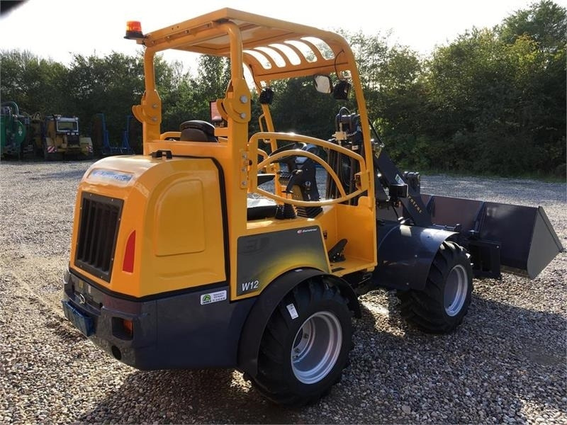 Eurotrac W12 m. lang arm  - 紧凑型装载机:图3 Eurotrac W12 m. lang arm  - 紧凑型装载机:图3