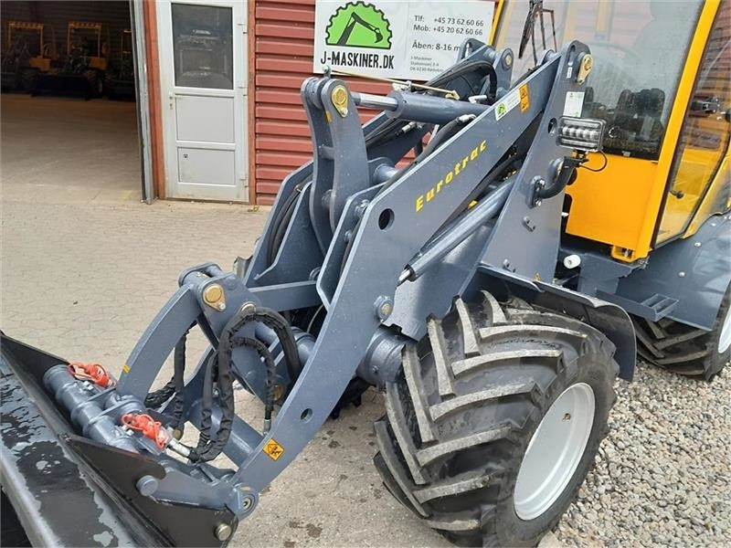 Eurotrac w13f - 紧凑型装载机:图3 Eurotrac w13f - 紧凑型装载机:图3